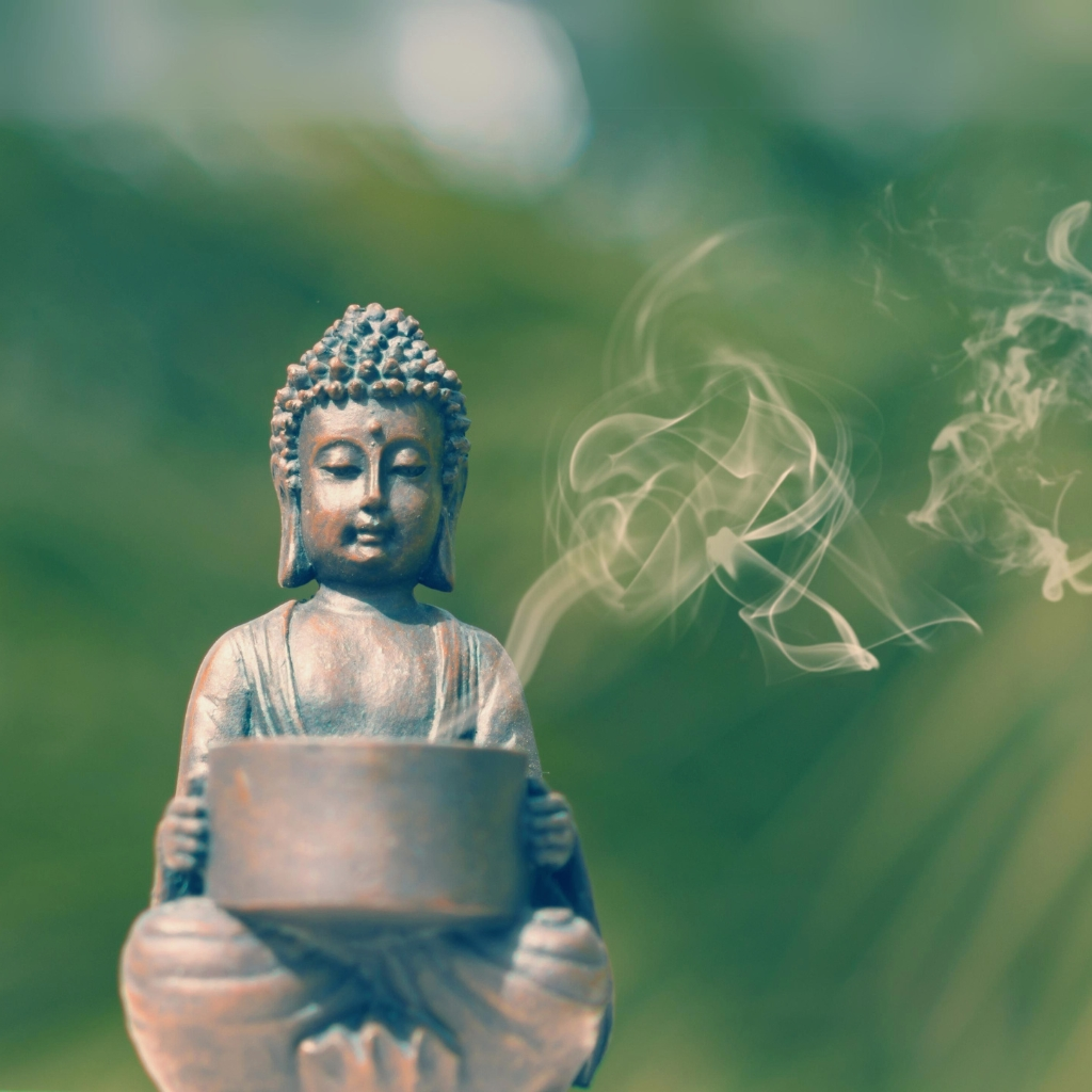 Add to the aromatic ambiance of your next mediation with our hand dipped Chakra incense.